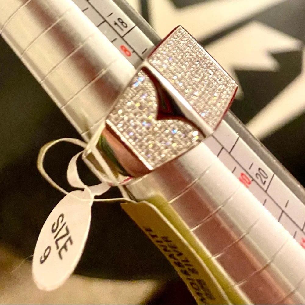 Moissanite 925 cigar band ring size 9